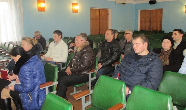 В Администрации Ленинского района проведено совещание с руководителями предприятий, предоставляющих услуги в сфере ЖКХ