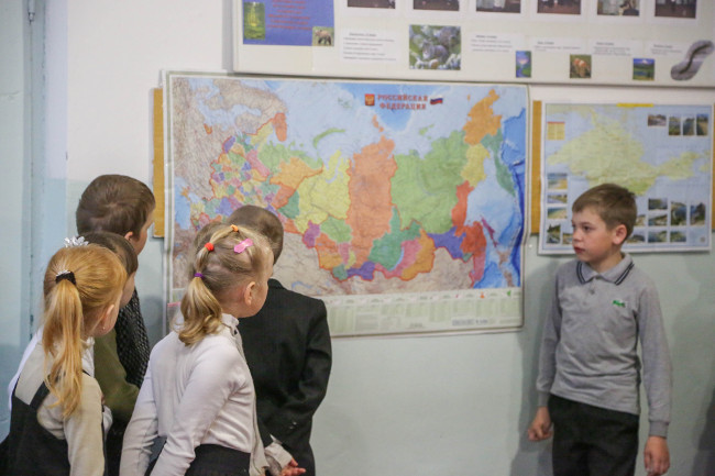 В общеобразовательных учреждениях Ленинского района проведен Единый урок «Крым и Россия – общая судьба»