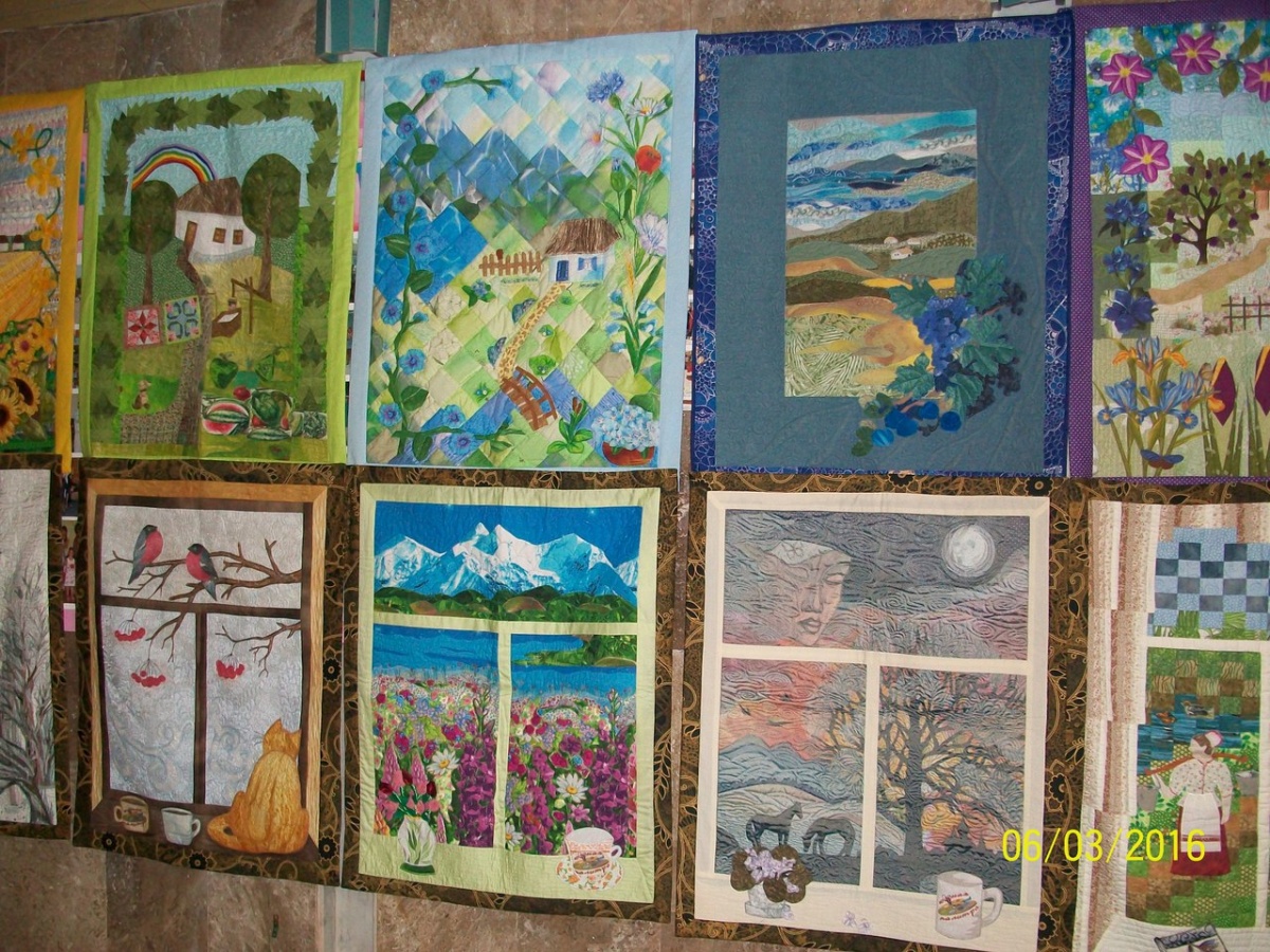 С 6 по 8 марта в ДК "Арабат"проходит вставка студии лоскутного шитья "Южная палитра", г.Краснодар.